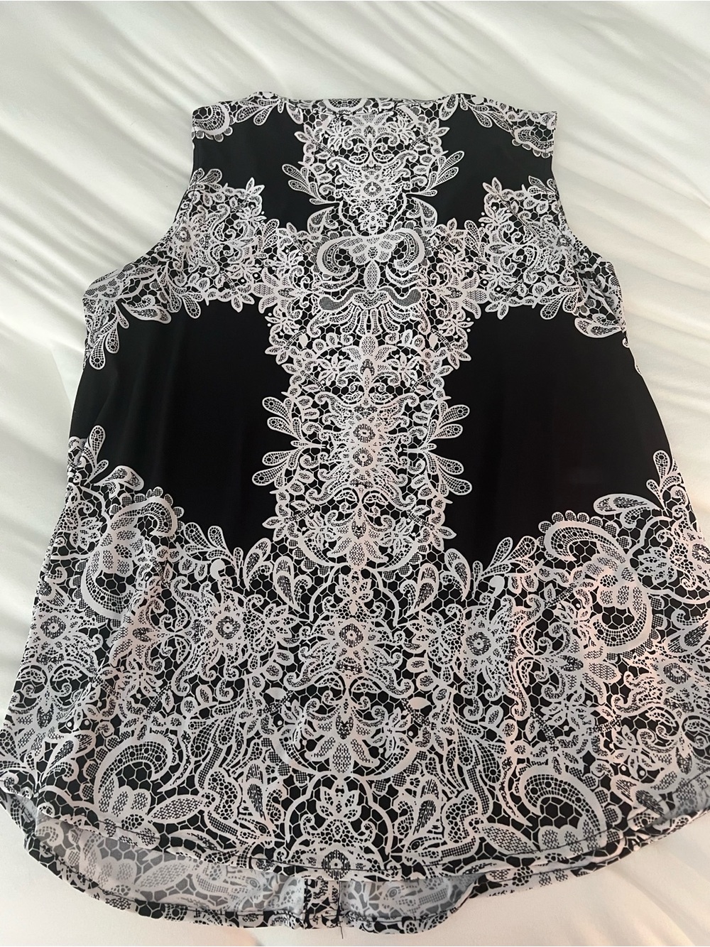 INC International Concepts Black and White Lace-Print Sleeveless Top
